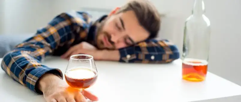 Alcohol Pine made a man fall asleep