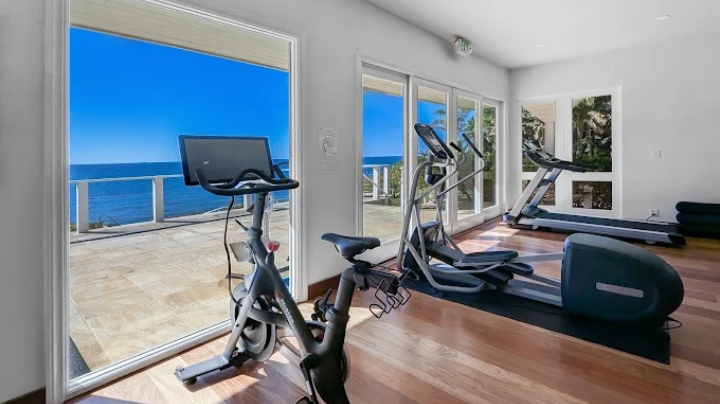 avalon-malibu-gym