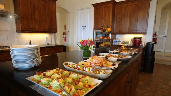 LifeSync Malibu Rehab Kitchen area
