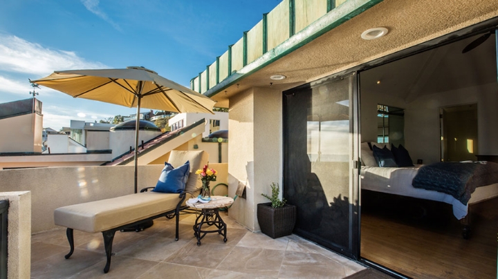 The Pointe Malibu Recovery Center Balcony View