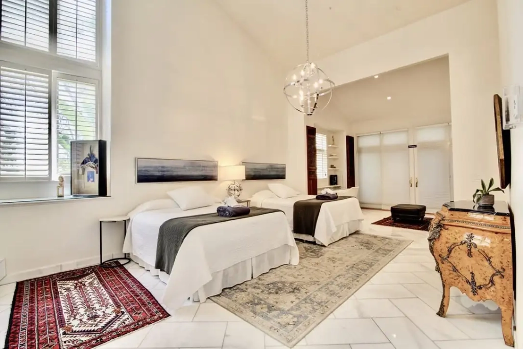 Private bedroom suite at AToN Center