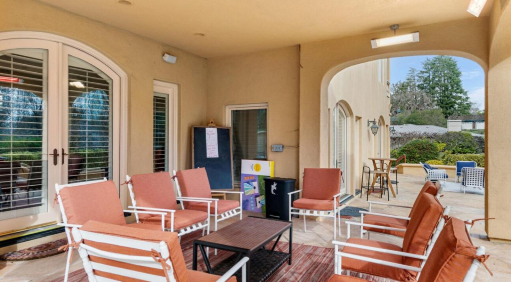Summit Estate Recovery Center facility in Saratoga, CA